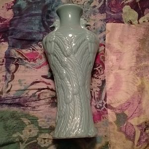 Peacock vase